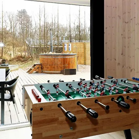 Cozy Holiday In Hadsund With Private Whirlpool Σπίτι διακοπών *